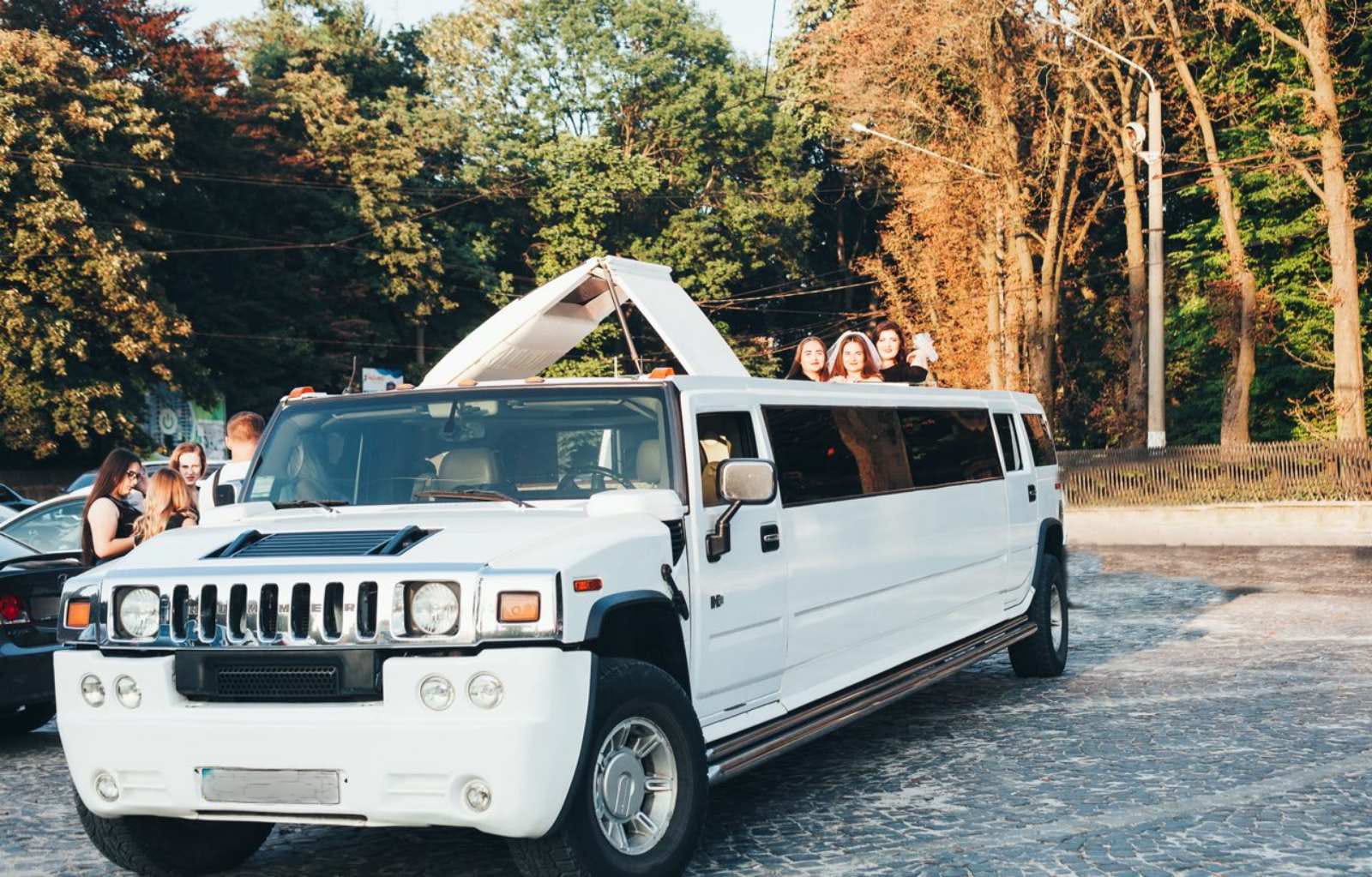 Hummer Limousine